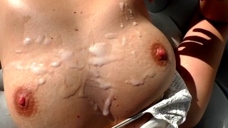Big Load On Her Boobs Is The Good Sunscreen After Masturbating On The Roof