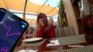 Девушка Получила Оргазм В Ресторане! Публичное Кончание! Lovense