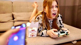 Кончает От Lovense, Потом Её Трахают В Рот! Kisankanna