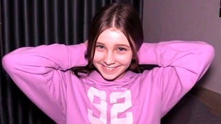 18Yo Teen Gets Her Hole Stretched