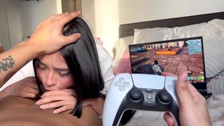 My hot stepsister doesn’t let me play quietly and makes me cum| FORTNITE